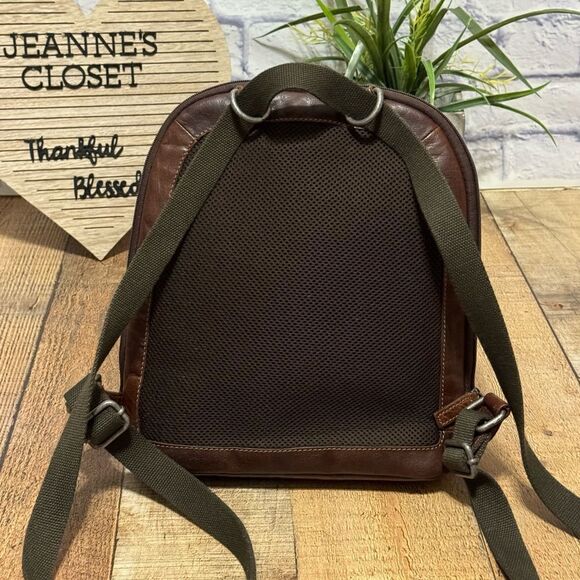 Jack Georges Voyager Convertible Backpack / Crossbody Brown Leather Unisex main image 8
